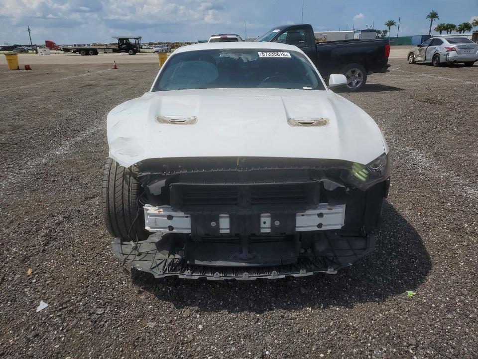 57395616 :رقم المزاد ، 1FA6P8TH6J5179189 vin ، 2018 Ford Mustang مزاد بيع