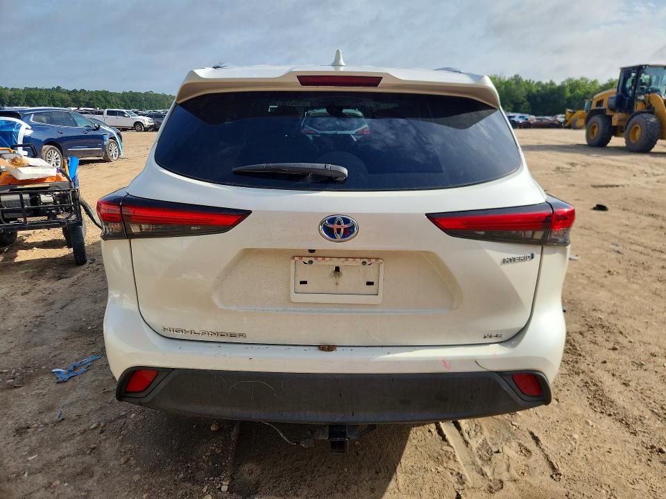 57850796 :رقم المزاد ، 5TDGARAH2MS006776 vin ، 2021 Toyota Highlander مزاد بيع