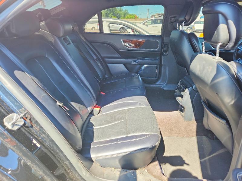 55304436 :رقم المزاد ، 1LN6L9HK1J5602370 vin ، 2018 Lincoln Continental مزاد بيع