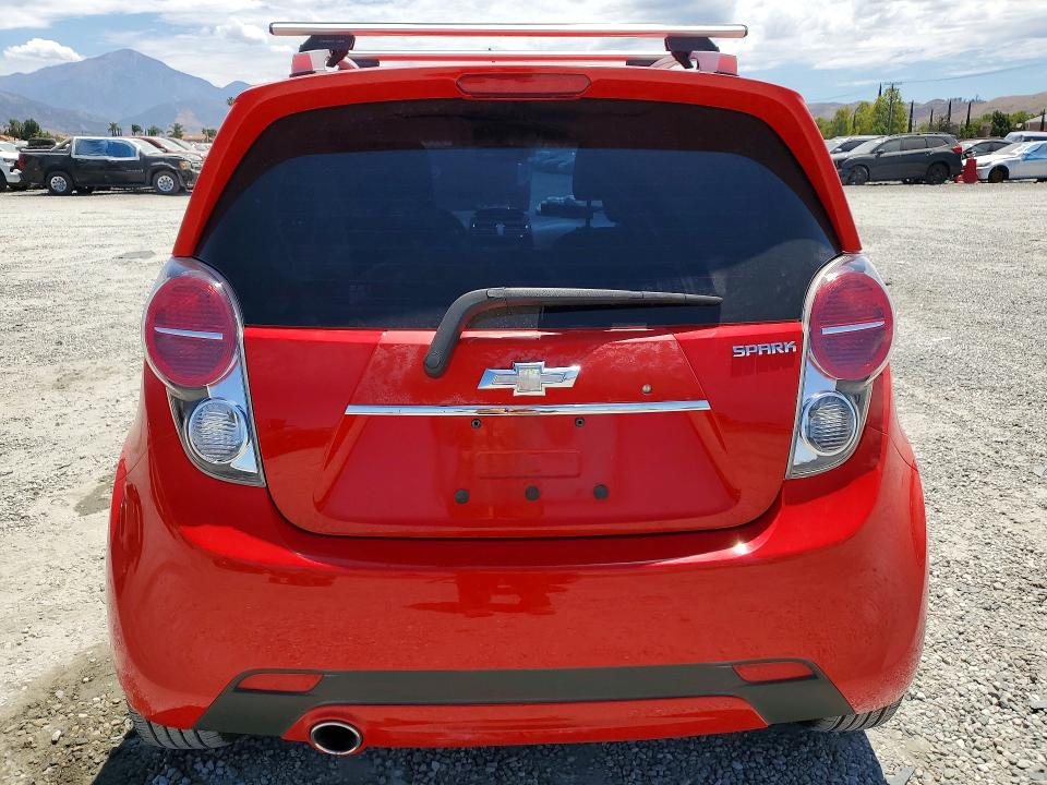 57054276 :رقم المزاد ، KL8CF6S97FC755379 vin ، 2015 Chevrolet Spark مزاد بيع