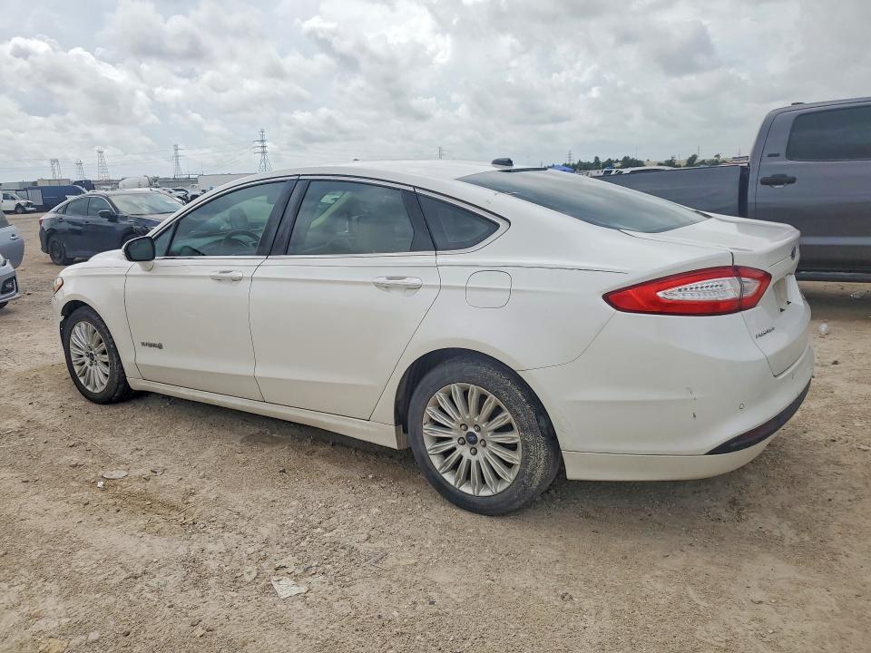 2013 Ford Fusion მანქანა იყიდება აუქციონზე, vin: 3FA6P0LU1DR323246, აუქციონის ნომერი: 57532196