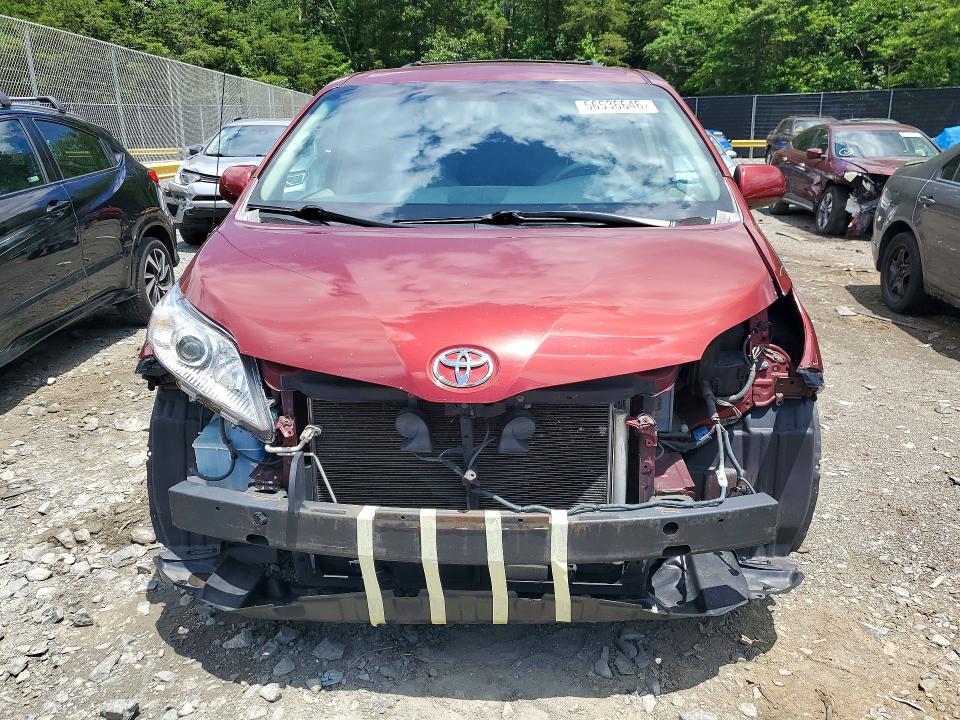 Продажа на аукционе авто 2012 Toyota Sienna, vin: 5TDKK3DC8CS277960, номер лота: 56536646