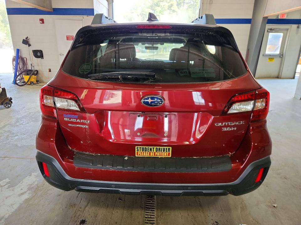 58622516 :رقم المزاد ، 4S4BSENC6J3223304 vin ، 2018 Subaru Outback مزاد بيع
