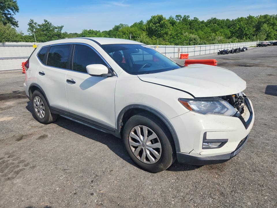 Продаж на аукціоні авто 2018 Nissan Rogue, vin: KNMAT2MV7JP525630, номер лоту: 56141086