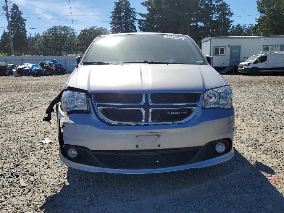 58018946 :رقم المزاد ، 2C4RDGCG8JR207062 vin ، 2018 Dodge Grand Caravan مزاد بيع