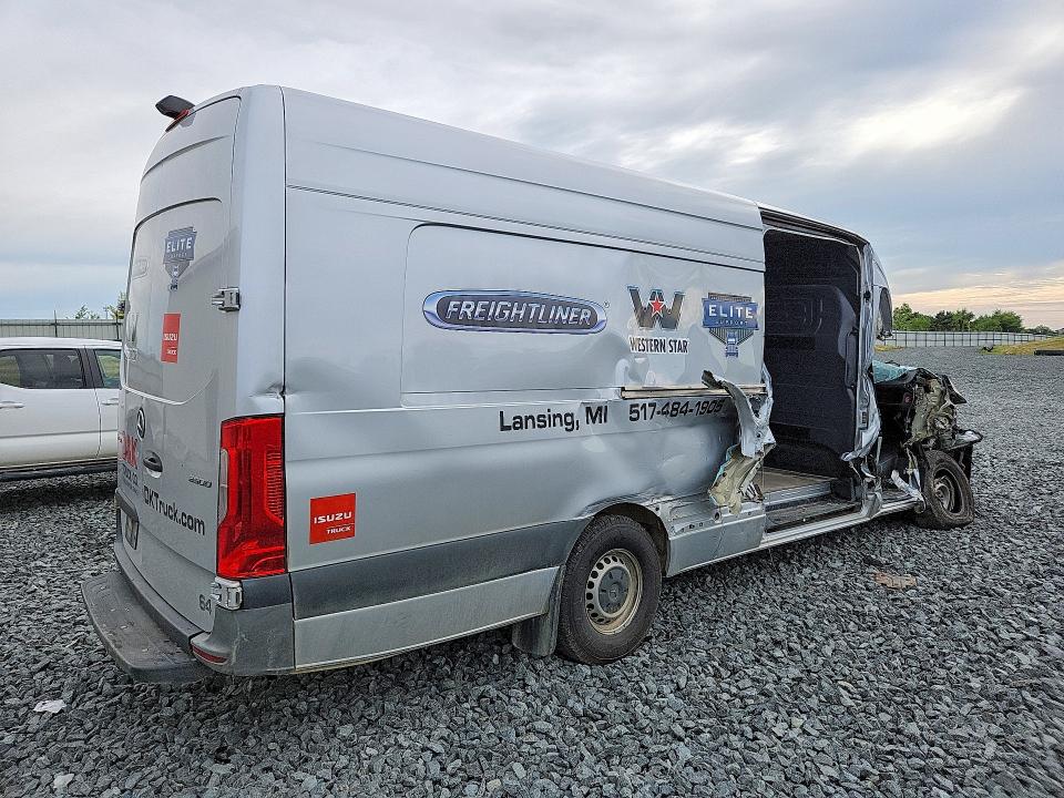 58408686 :رقم المزاد ، W1Y4EDHY4MT067804 vin ، 2021 Mercedes-benz Sprinter مزاد بيع