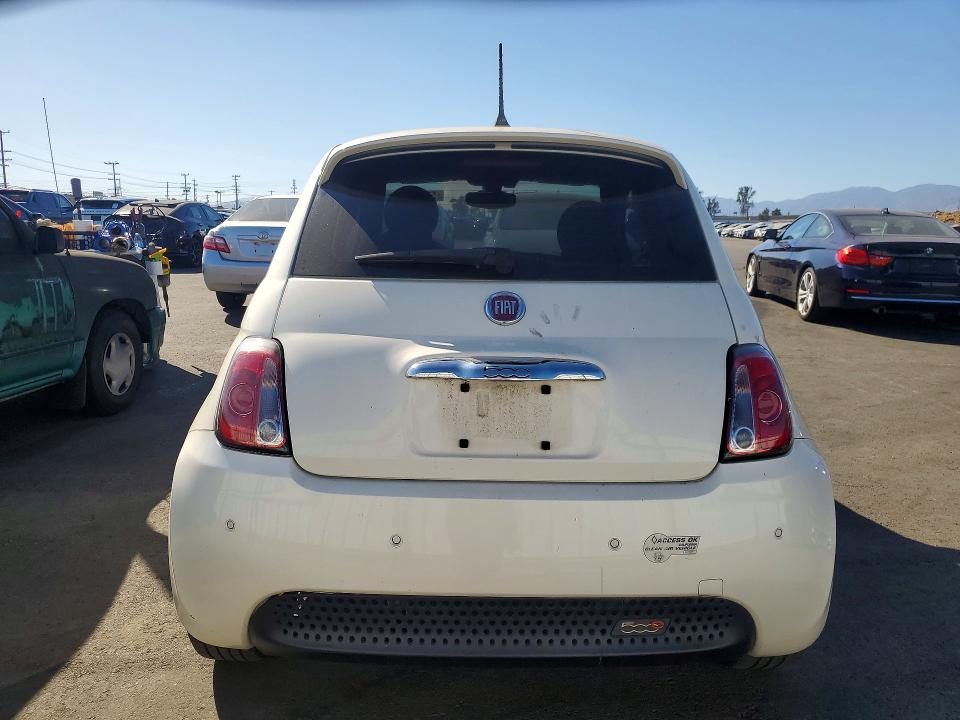 57730036 :رقم المزاد ، 3C3CFFGE2GT165257 vin ، 2016 Fiat 500 مزاد بيع