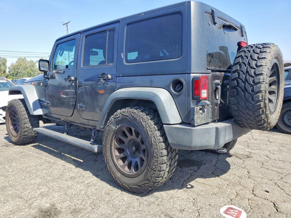 55657006 :رقم المزاد ، 1C4BJWDG9JL926655 vin ، 2018 Jeep Wrangler Unlimited مزاد بيع