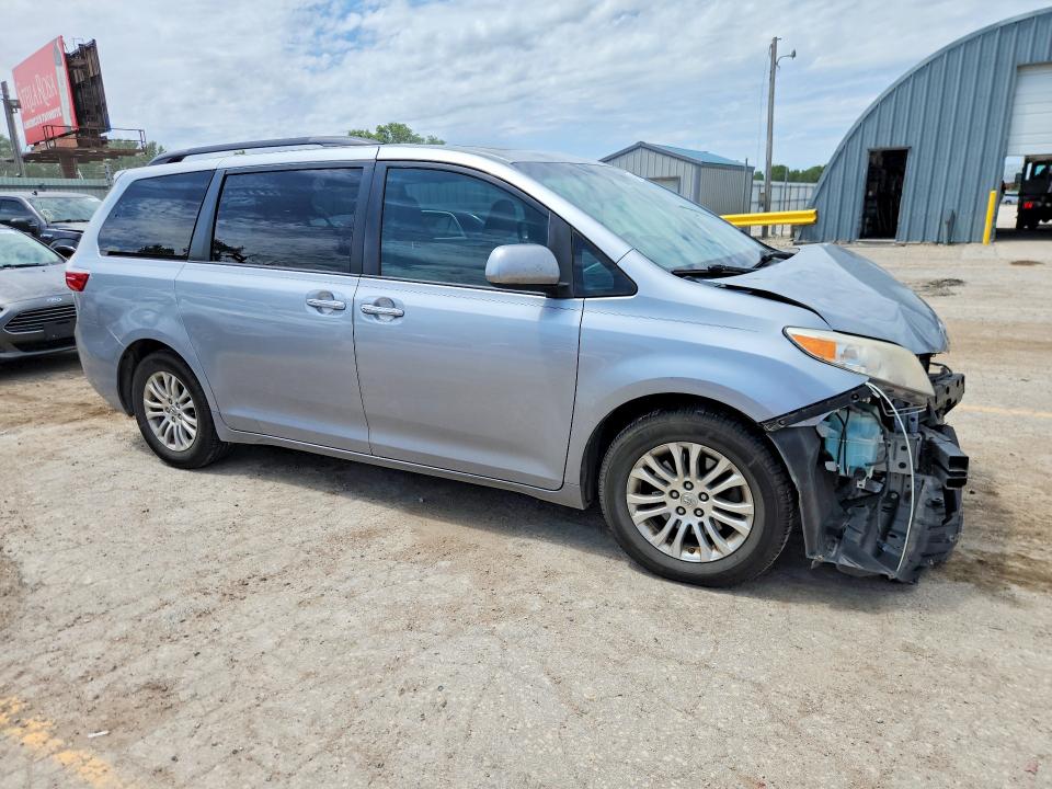 Продаж на аукціоні авто 2015 Toyota Sienna, vin: 5TDYK3DC3FS661580, номер лоту: 57314546