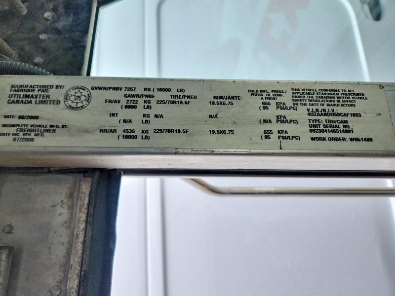 53751796 :رقم المزاد ، 4UZAANDU59CAF1883 vin ، 2009 Freightliner Chassis مزاد بيع