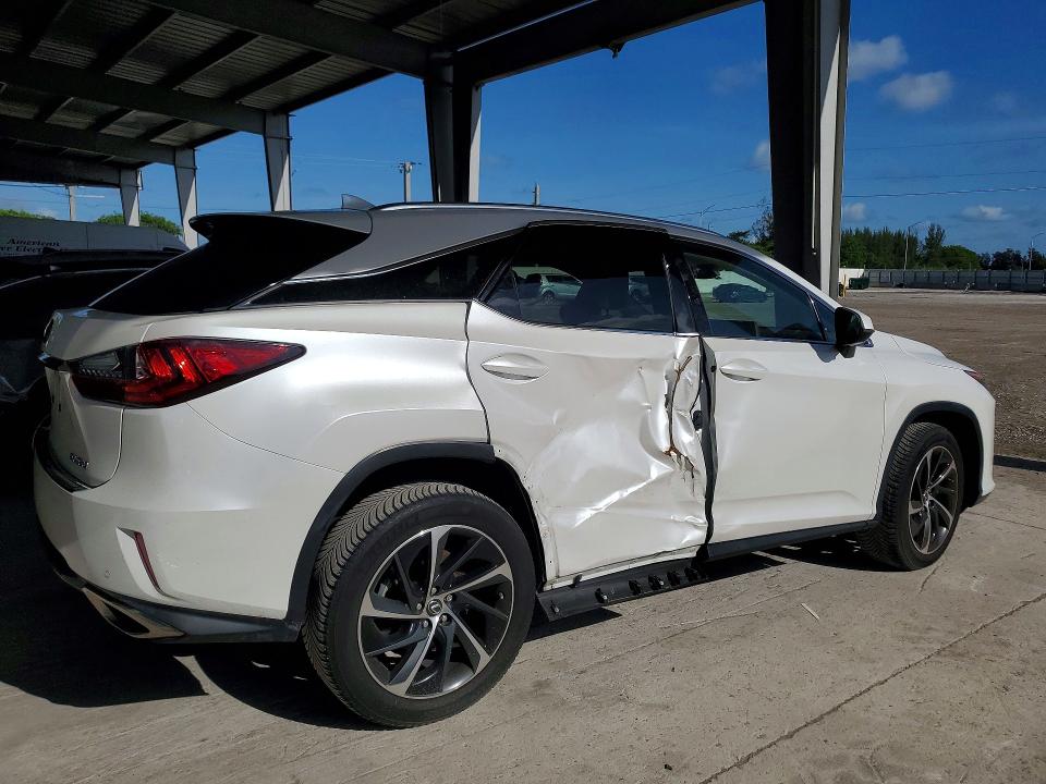 56471466 :رقم المزاد ، 2T2ZZMCA5JC104964 vin ، 2018 Lexus Rx 350 مزاد بيع