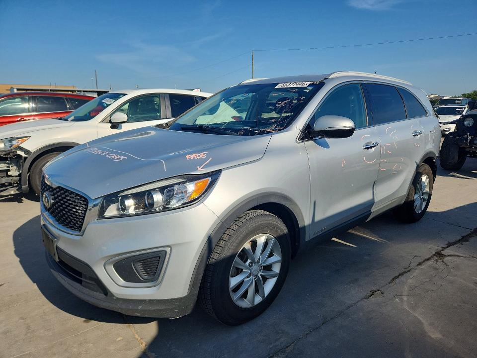 55377446 :رقم المزاد ، 5XYPGDA58JG419656 vin ، 2018 Kia Sorento مزاد بيع