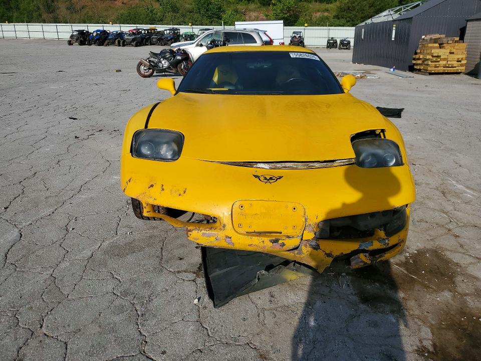 55826026 :رقم المزاد ، 1G1YY22G2Y5101873 vin ، 2000 Chevrolet Corvette مزاد بيع