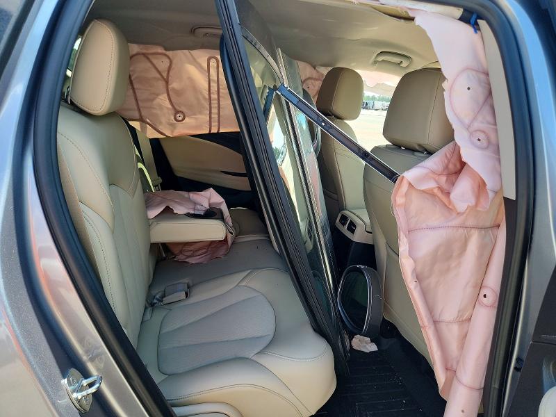 2019 Buick Envision მანქანა იყიდება აუქციონზე, vin: LRBFXBSA6KD008637, აუქციონის ნომერი: 57654896
