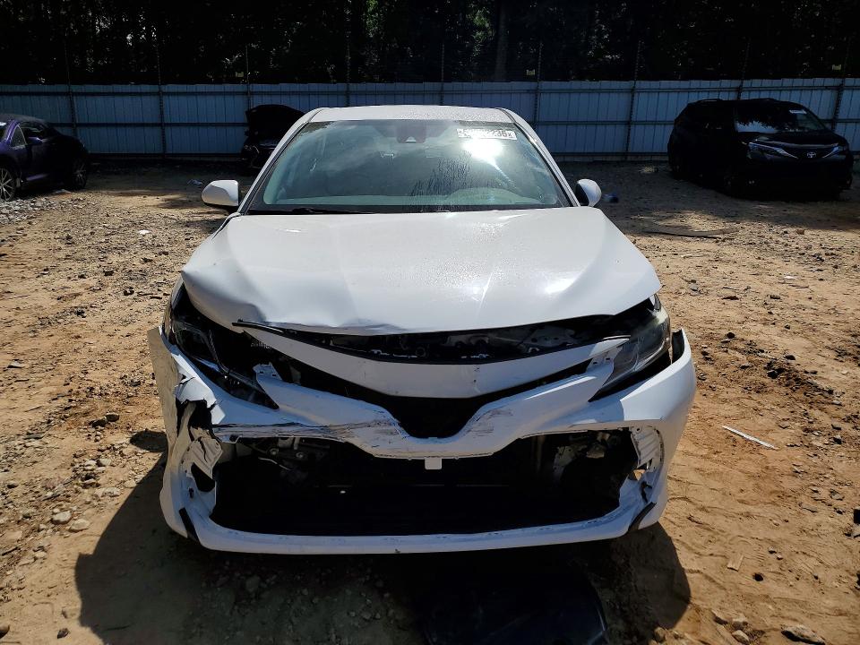 2019 Toyota Camry მანქანა იყიდება აუქციონზე, vin: 4T1B11HK9KU818867, აუქციონის ნომერი: 58392236