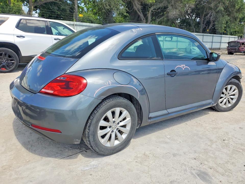 59061636 :رقم المزاد ، 3VWFP7AT0EM606701 vin ، 2014 Volkswagen Beetle مزاد بيع