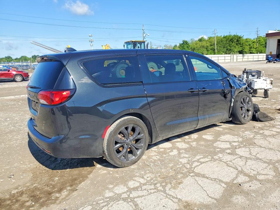 Продажа на аукционе авто 2019 Chrysler Pacifica, vin: 2C4RC1FG8KR638983, номер лота: 57646806