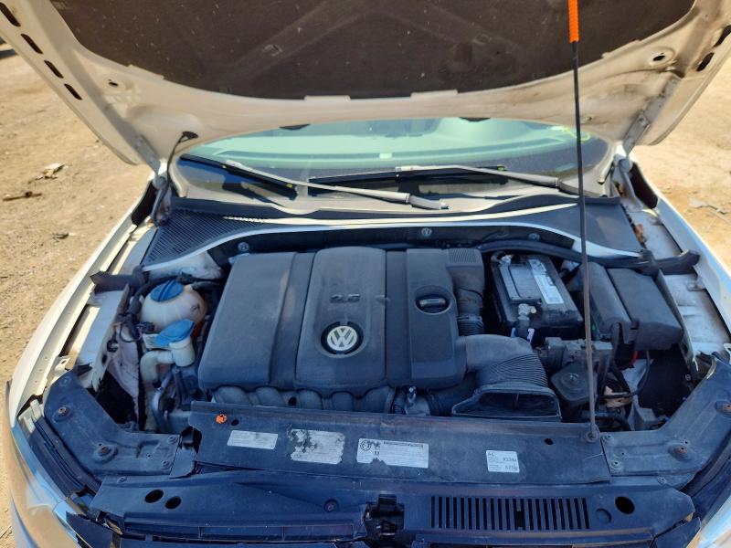 57697366 :رقم المزاد ، 1VWBH7A38CC088623 vin ، 2012 Volkswagen Passat مزاد بيع