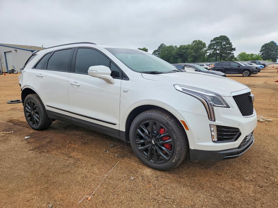 51621756 :رقم المزاد ، 1GYKNHRS2TZ100835 vin ، 2026 Cadillac Xt5 مزاد بيع