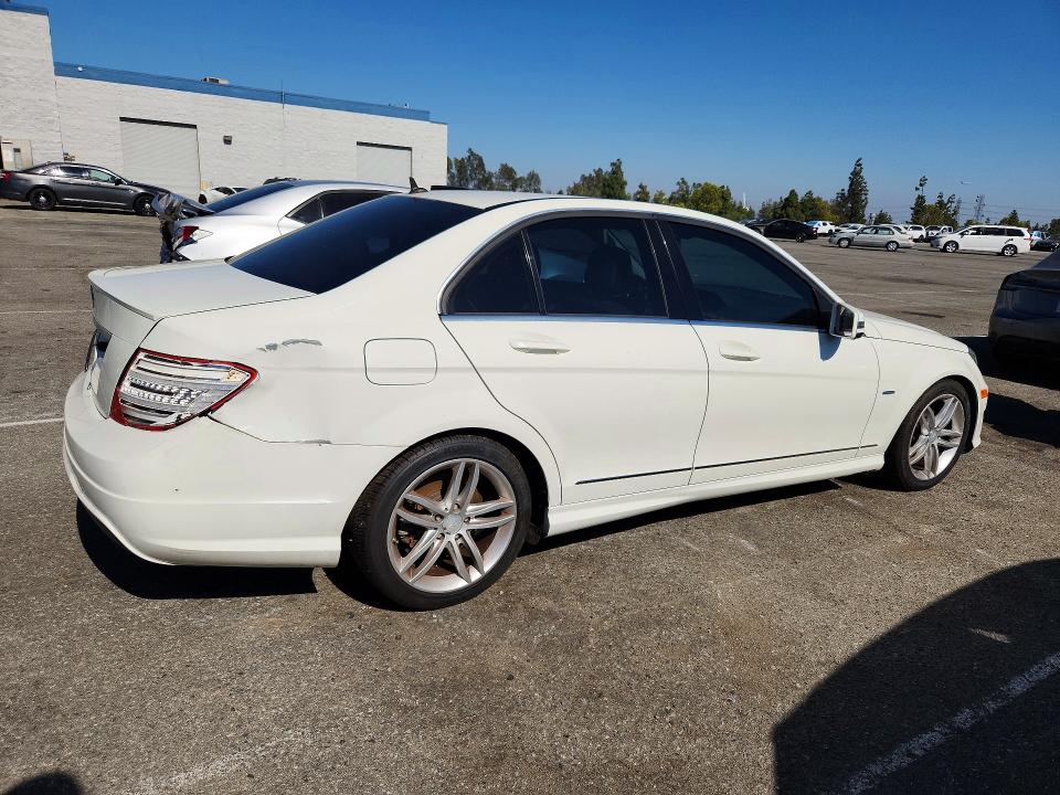 55994586 :رقم المزاد ، WDDGF4HB7CA682065 vin ، 2012 Mercedes-benz C مزاد بيع