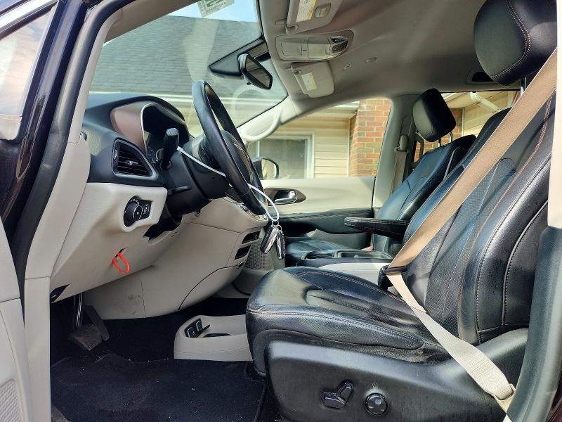 56583056 :رقم المزاد ، 2C4RC1BG6JR353509 vin ، 2018 Chrysler Pacifica مزاد بيع