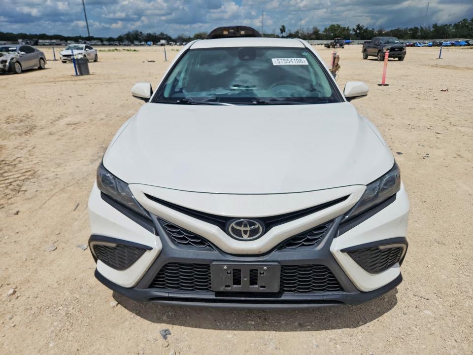 Продажа на аукционе авто 2022 Toyota Camry, vin: 4T1T11AKXNU658193, номер лота: 57554106