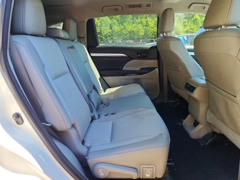 55824316 :رقم المزاد ، 5TDBZRFHXHS376424 vin ، 2017 Toyota Highlander مزاد بيع