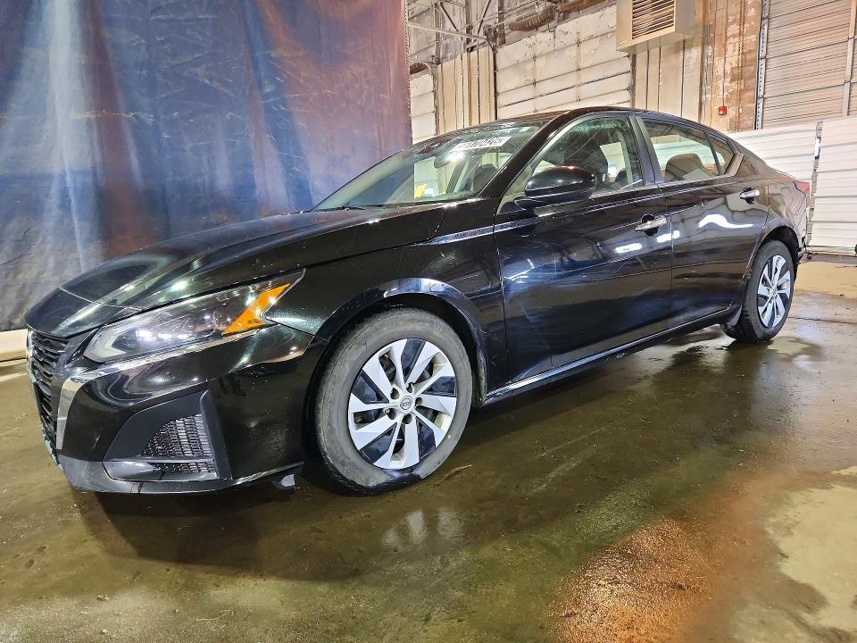 56170426 :رقم المزاد ، 1N4BL4BV3PN395861 vin ، 2023 Nissan Altima مزاد بيع