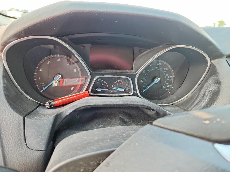 2013 Ford Focus მანქანა იყიდება აუქციონზე, vin: 1FADP3F27DL311832, აუქციონის ნომერი: 58797836