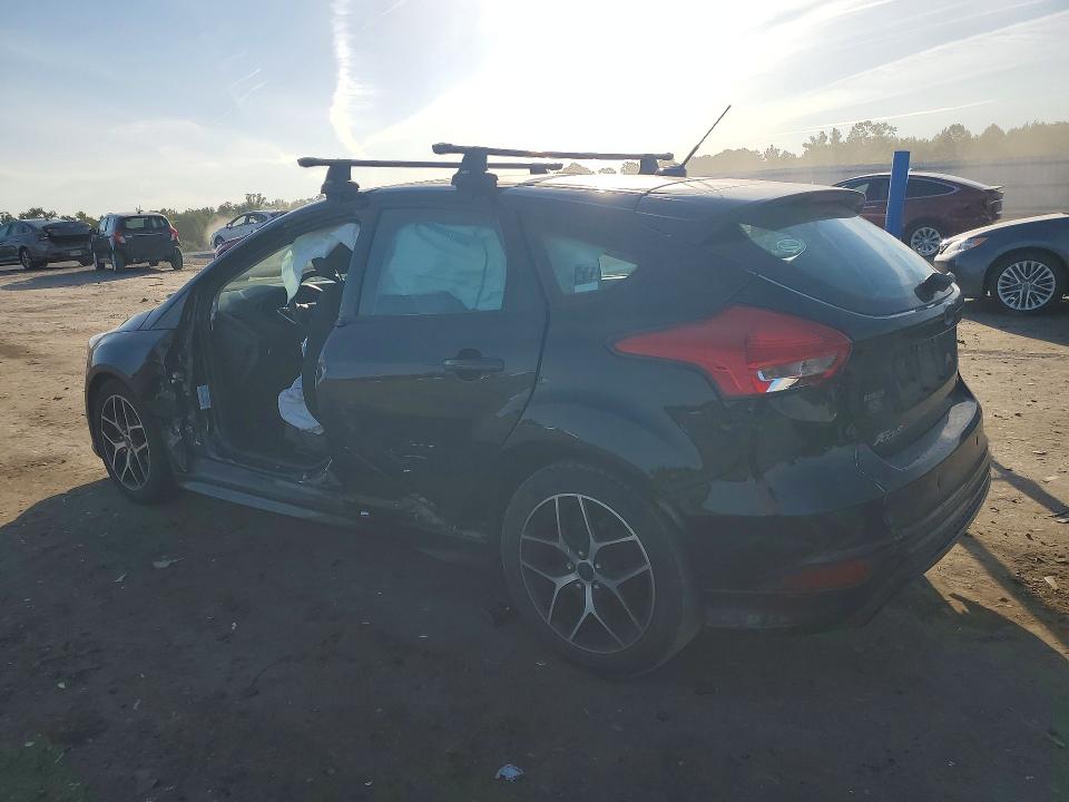 2015 Ford Focus მანქანა იყიდება აუქციონზე, vin: 1FADP3K24FL381135, აუქციონის ნომერი: 55986836