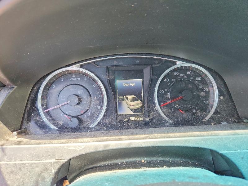 55898086 :رقم المزاد ، 4T1BF1FKXHU677644 vin ، 2017 Toyota Camry مزاد بيع
