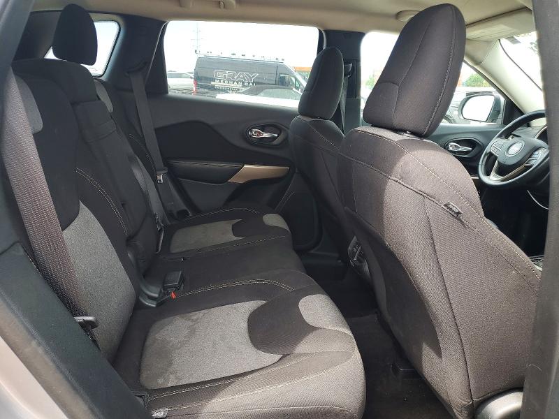 Продаж на аукціоні авто 2018 Jeep Cherokee, vin: 1C4PJLCB5JD533885, номер лоту: 57128666