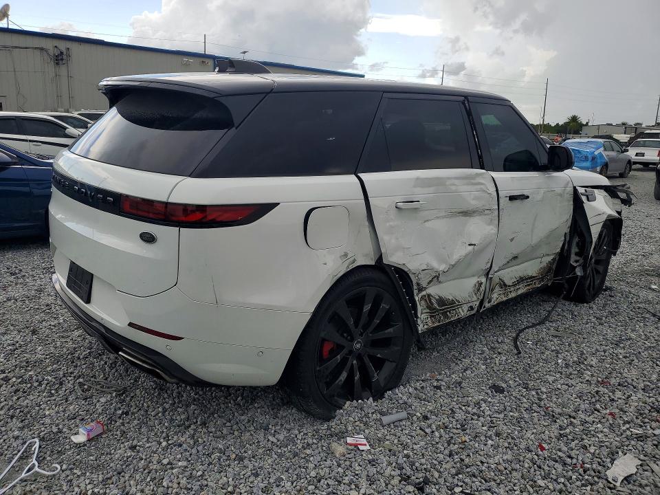 Продаж на аукціоні авто 2023 Land Rover Range Rover Sport, vin: SAL1L9FU5PA109206, номер лоту: 56738866