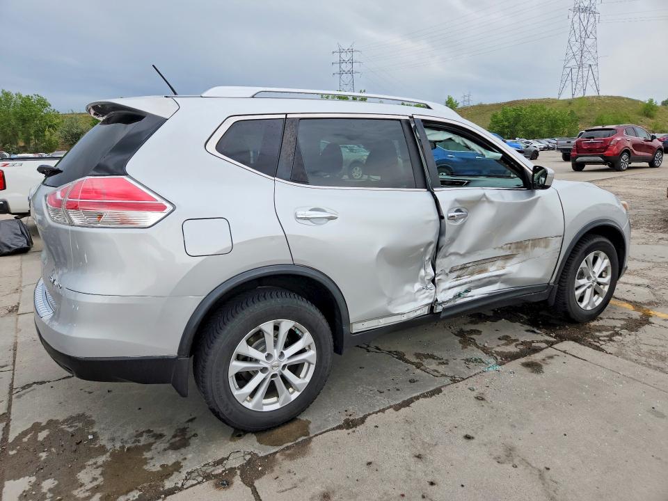 2015 Nissan Rogue მანქანა იყიდება აუქციონზე, vin: KNMAT2MV9FP555428, აუქციონის ნომერი: 56125066