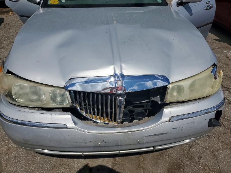 Aukcja sprzedaży 2001 Lincoln Town Car, vin: 1LNHM82WX1Y728687, numer aukcji: 58108656