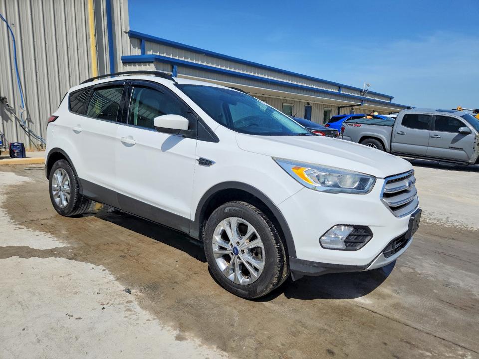 85453985 :رقم المزاد ، 1FMCU9HD4JUA72659 vin ، 2018 Ford Escape مزاد بيع