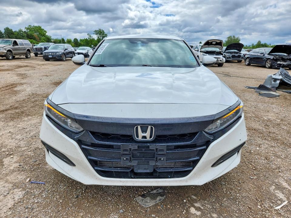 Продажа на аукционе авто 2018 Honda Accord, vin: 1HGCV1F51JA209297, номер лота: 57529946