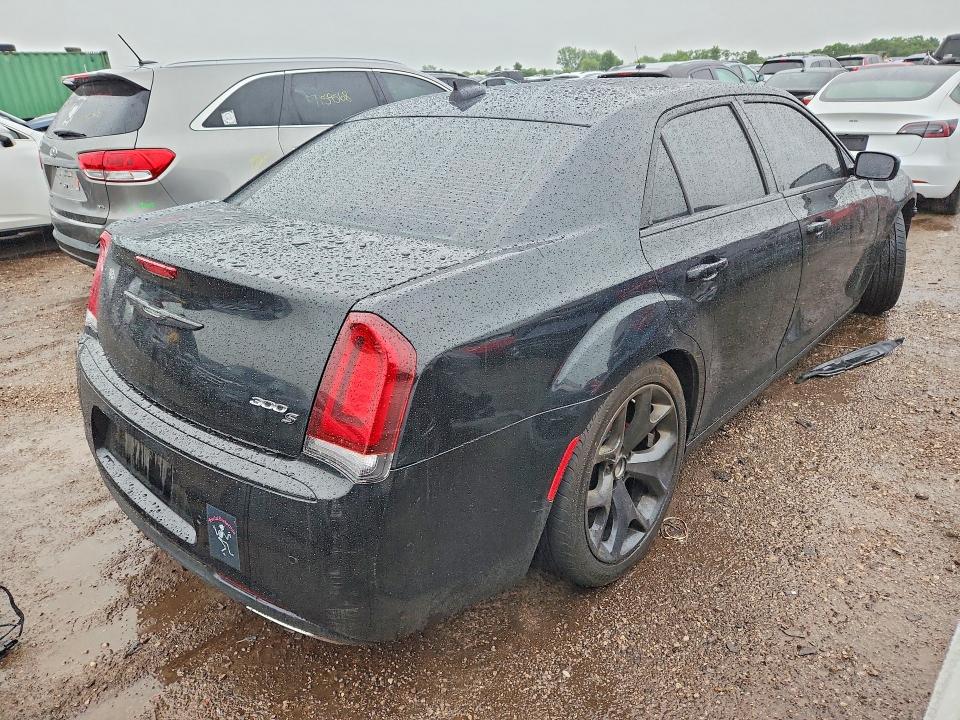 2019 Chrysler 300 მანქანა იყიდება აუქციონზე, vin: 2C3CCABG5KH686060, აუქციონის ნომერი: 57178956