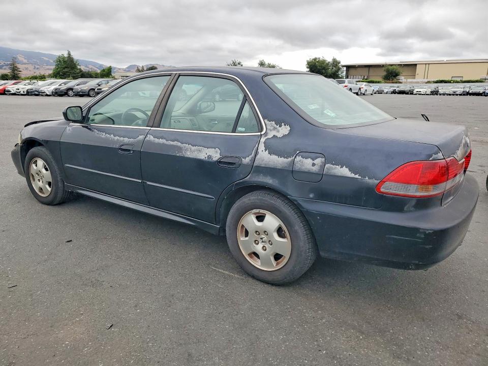 2002 Honda Accord მანქანა იყიდება აუქციონზე, vin: 1HGCG16502A023052, აუქციონის ნომერი: 57531256