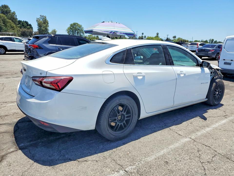 Продажа на аукционе авто 2022 Chevrolet Malibu, vin: 1G1ZD5ST4NF137942, номер лота: 56815866
