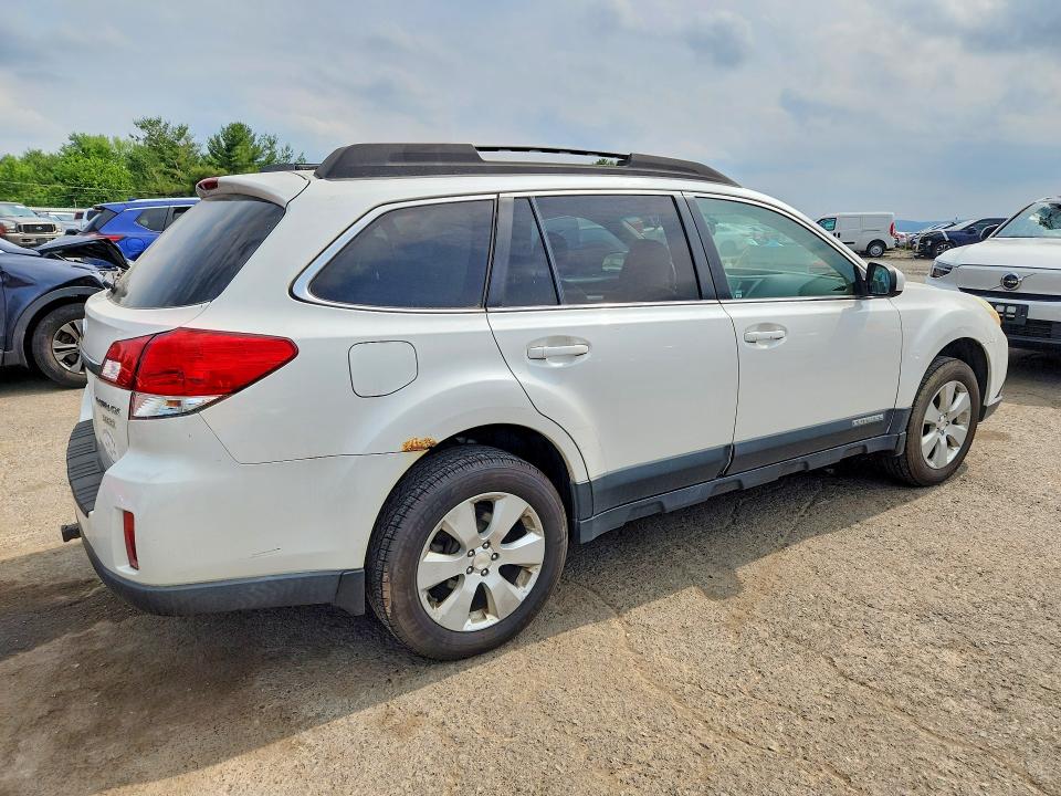 2011 Subaru Outback მანქანა იყიდება აუქციონზე, vin: 4S4BRBGC4B1395240, აუქციონის ნომერი: 56840656