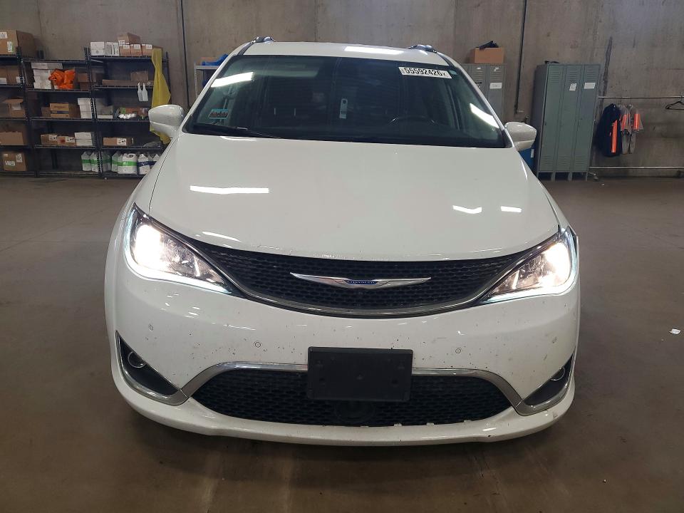 55592426 :رقم المزاد ، 2C4RC1EG4JR293712 vin ، 2018 Chrysler Pacifica مزاد بيع