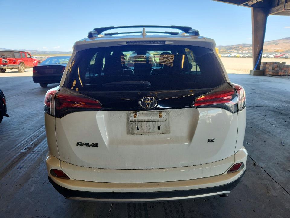 58992276 :رقم المزاد ، 2T3NFREV2GW273279 vin ، 2016 Toyota Rav4 مزاد بيع