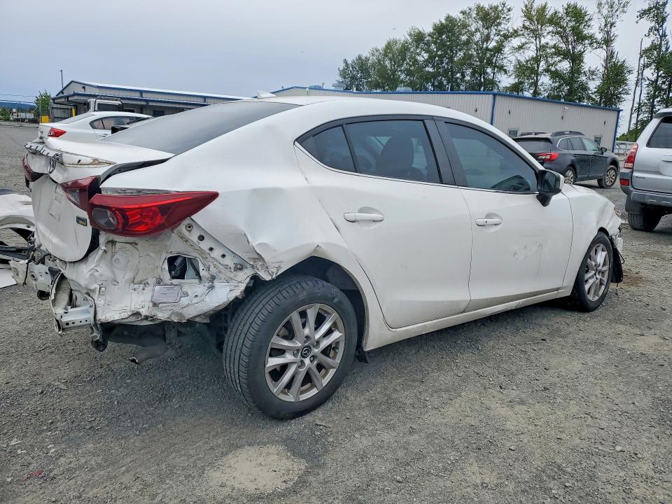 56632116 :رقم المزاد ، 3MZBM1W76FM220169 vin ، 2015 Mazda 3 مزاد بيع
