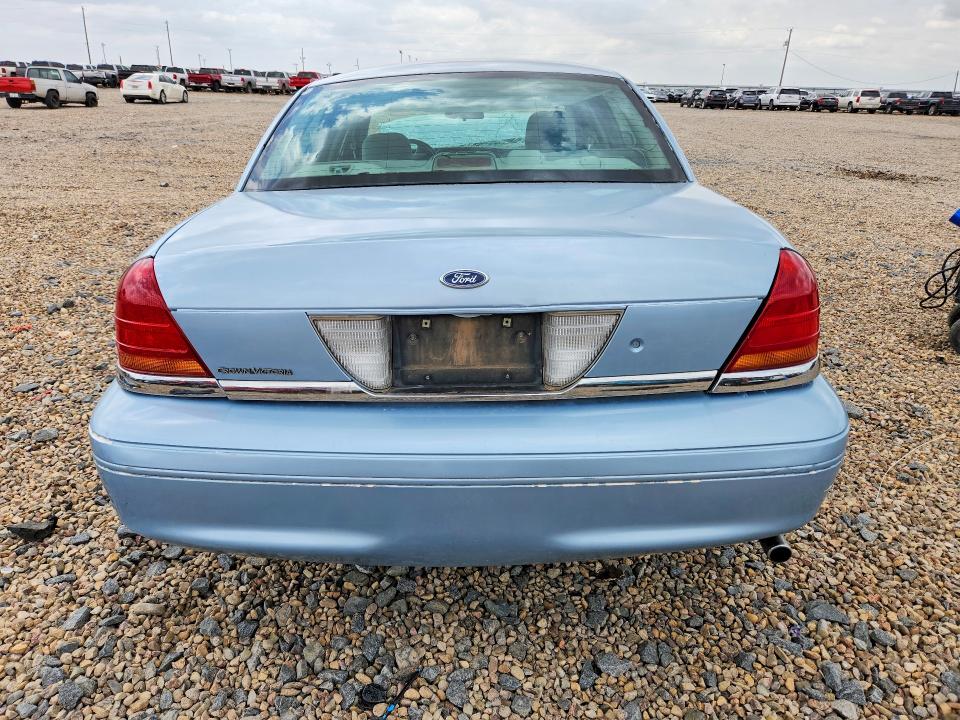 58827266 :رقم المزاد ، 2FAFP73W83X123376 vin ، 2003 Ford Crown Victoria مزاد بيع
