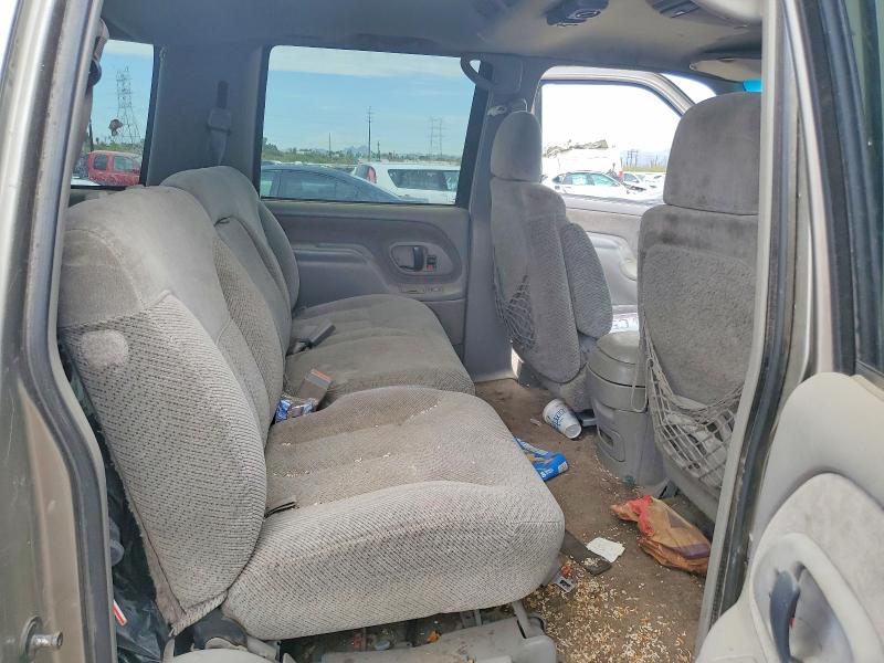 Продажа на аукционе авто 1999 Chevrolet Suburban, vin: 3GNFK16R9XG232416, номер лота: 57262366