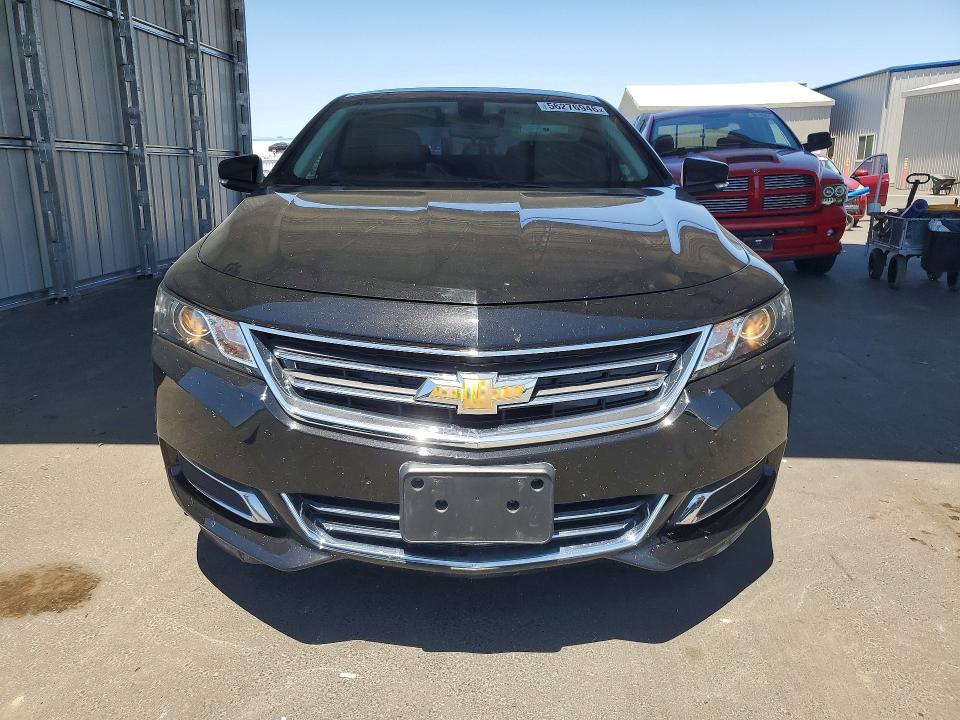 56276946 :رقم المزاد ، 2G1105SA2H9169356 vin ، 2017 Chevrolet Impala مزاد بيع