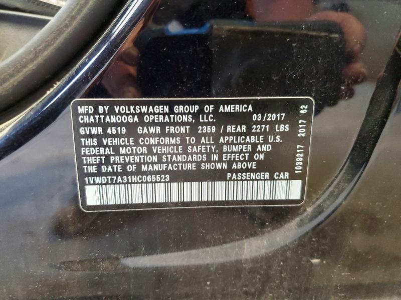 55179966 :رقم المزاد ، 1VWDT7A31HC065523 vin ، 2017 Volkswagen Passat مزاد بيع