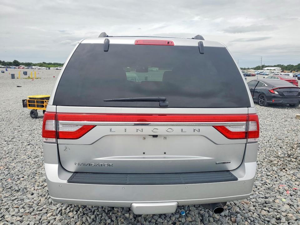 55422776 :رقم المزاد ، 5LMJJ2JT3FEJ00507 vin ، 2015 Lincoln Navigator مزاد بيع