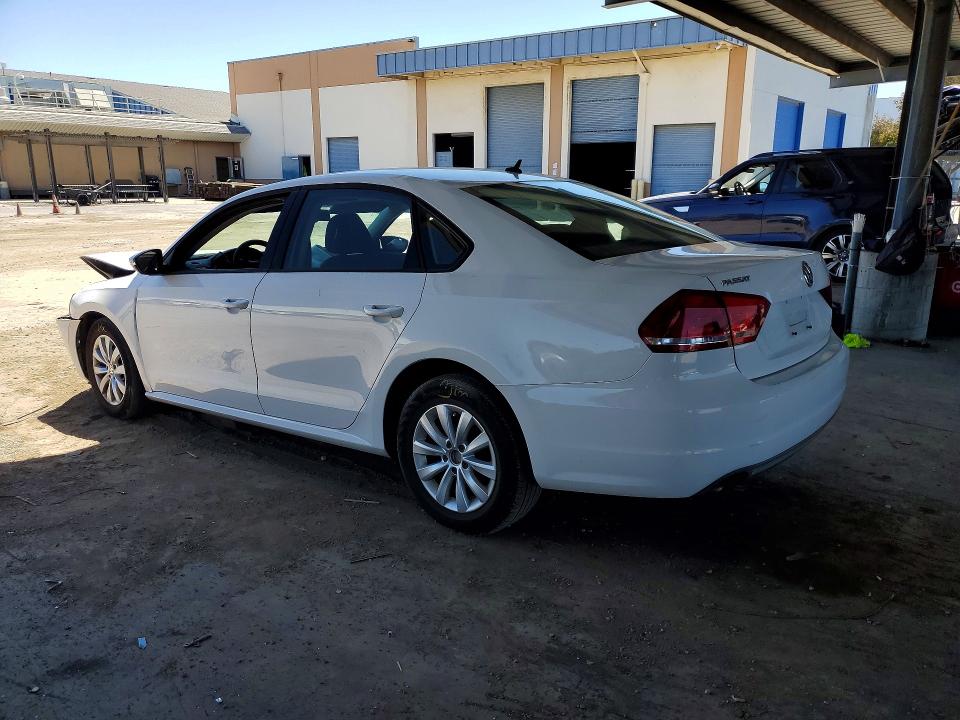 2012 Volkswagen Passat მანქანა იყიდება აუქციონზე, vin: 1VWAH7A31CC066944, აუქციონის ნომერი: 55469986